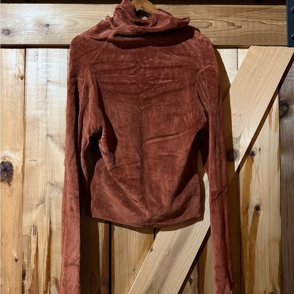 Gaia Conceptions Rust Top - Picture 2 of 3